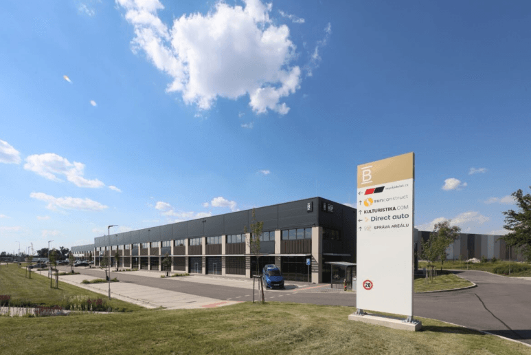 VGP Park České Budějovice má další dokončenou a plně obsazenou halu. Nejnovějším nájemcem parku je společnost Direct auto.