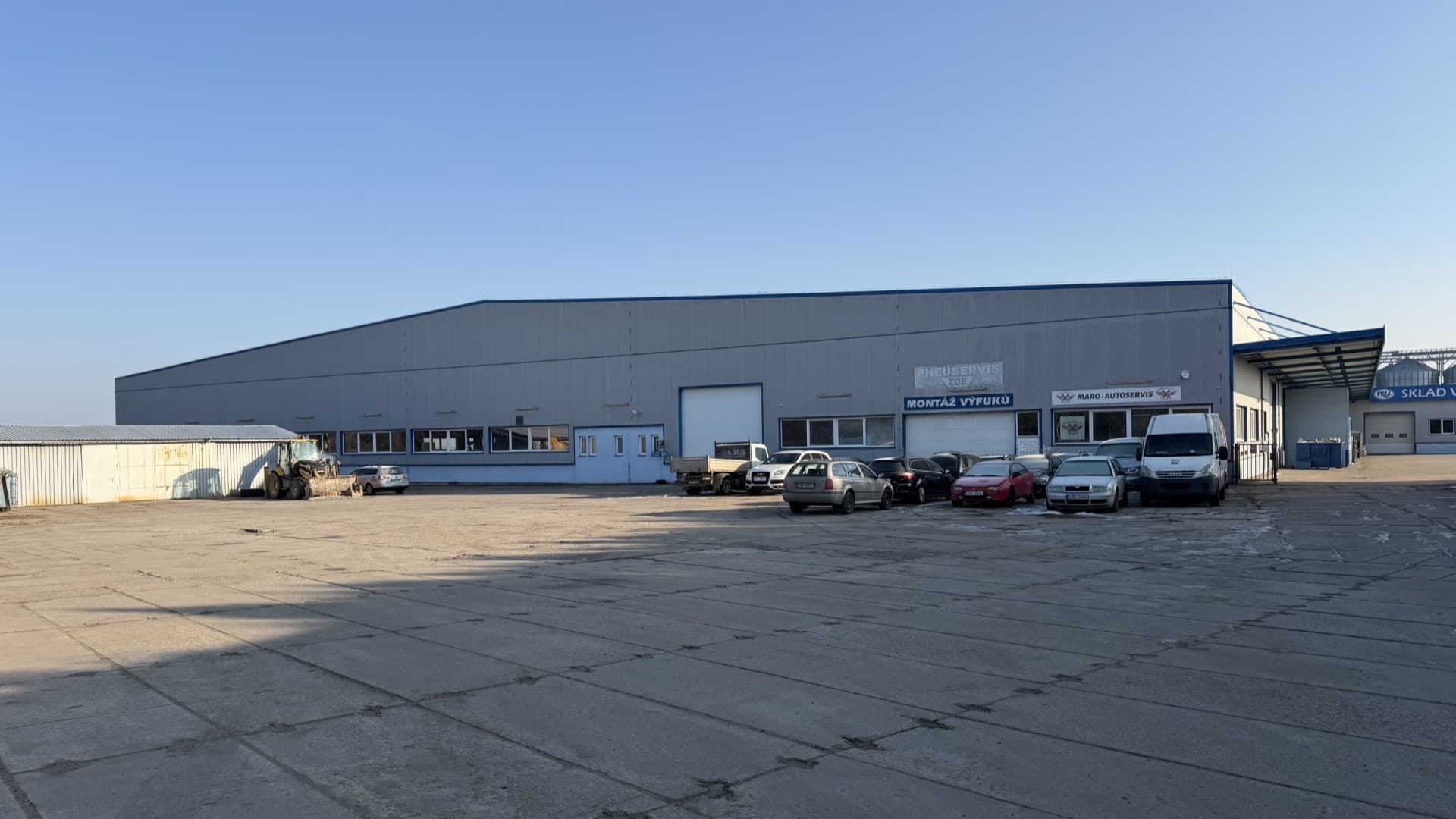 Industrial Hall Nebovidy