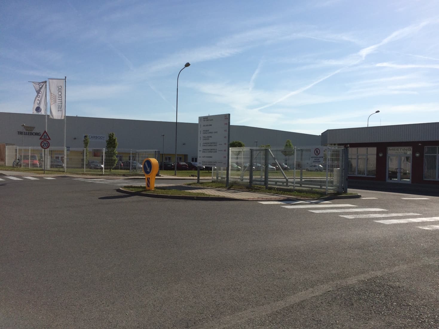 Pronájem logistického skladu se službami i bez služeb: Mladá Boleslav-Bezděčín