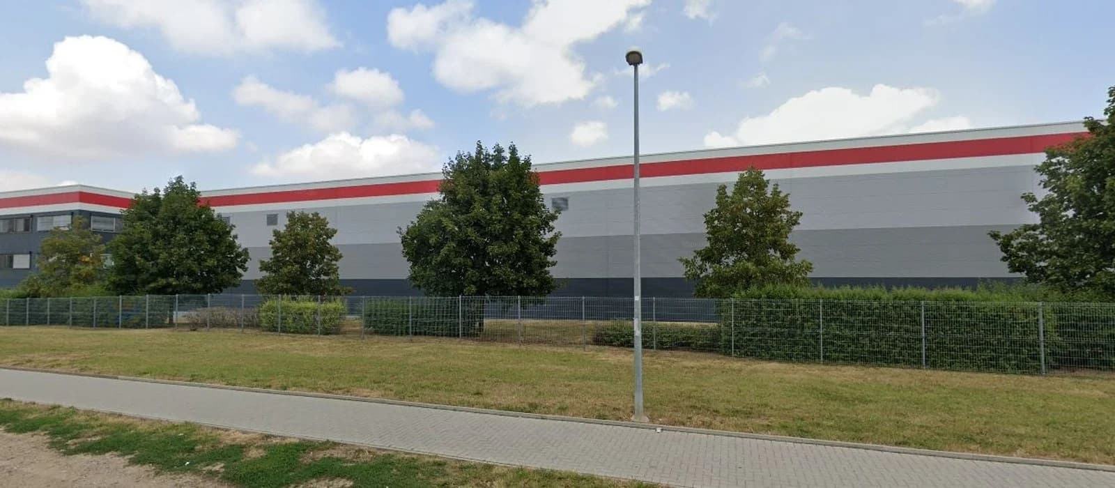 Rent: storage / manufacturing facility - Prague - Letňany