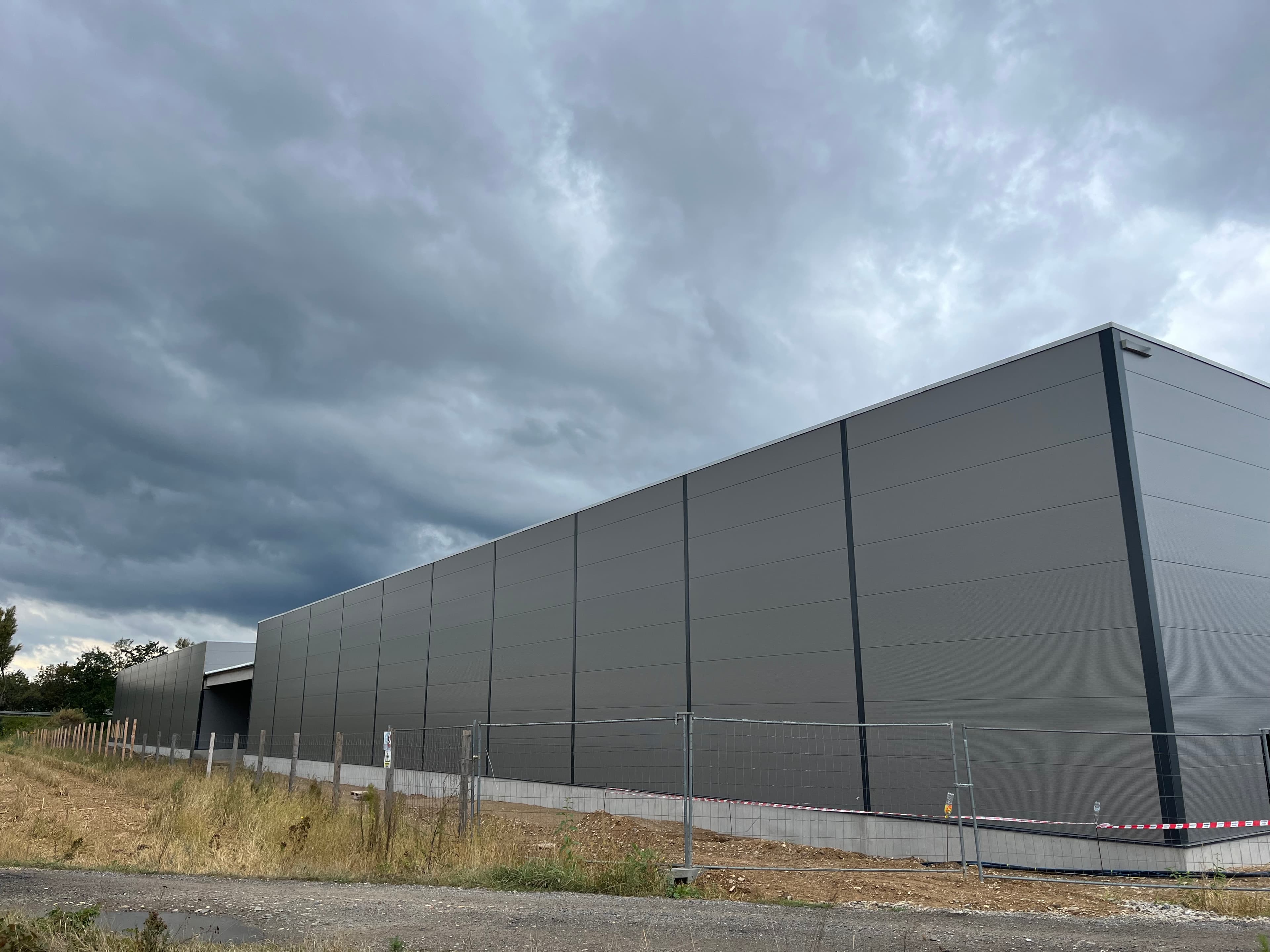 Pronájem skladových a výrobních prostor - Poříčí nad Sázavou