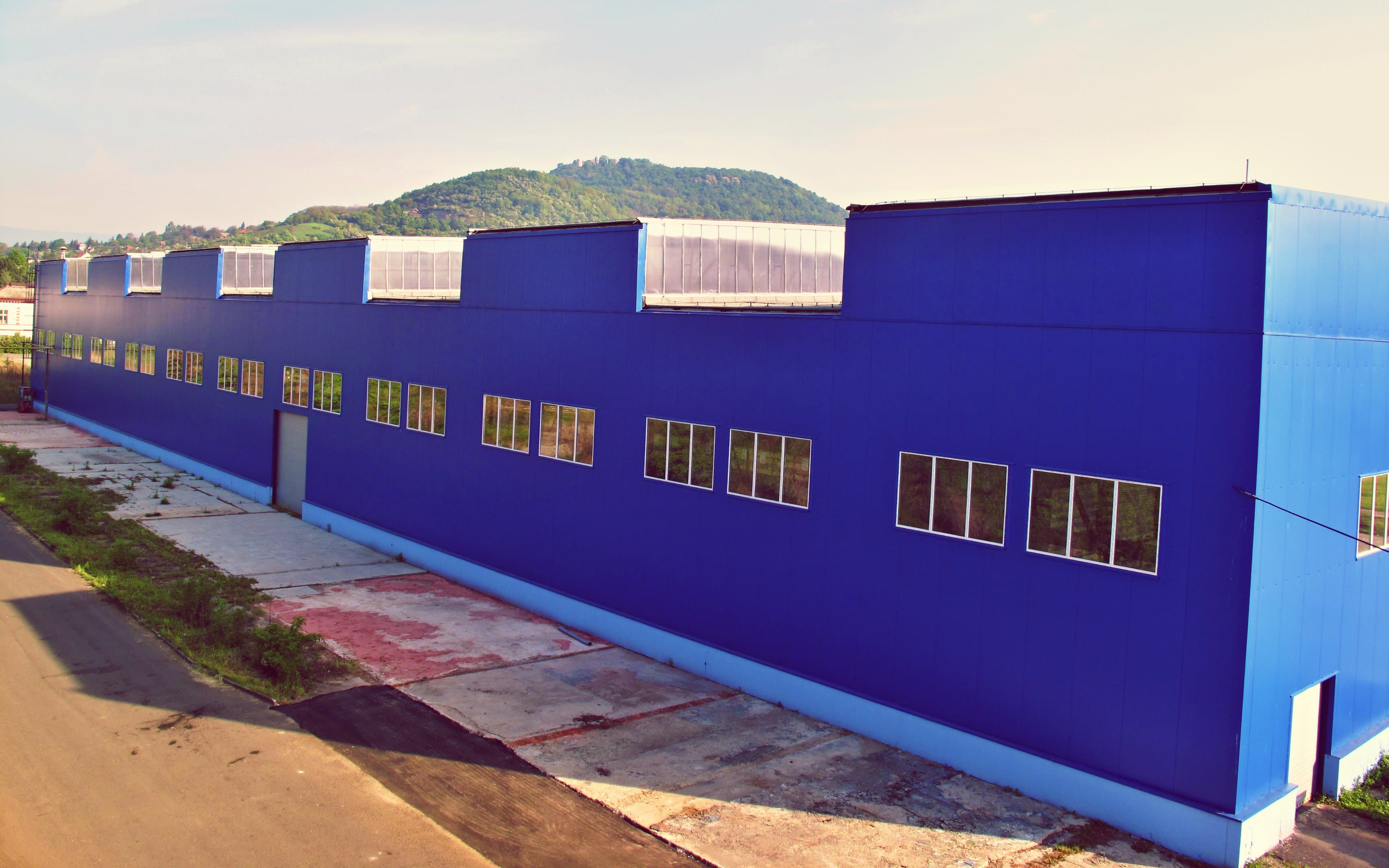 Bystřany - pronájem skladových a výrobních prostor