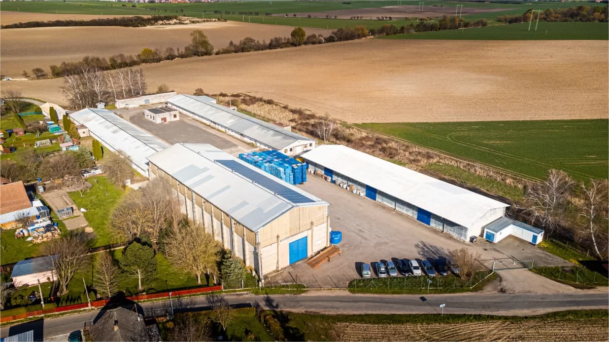 Sklad s logistickými službami Přelouč nedaleko D11