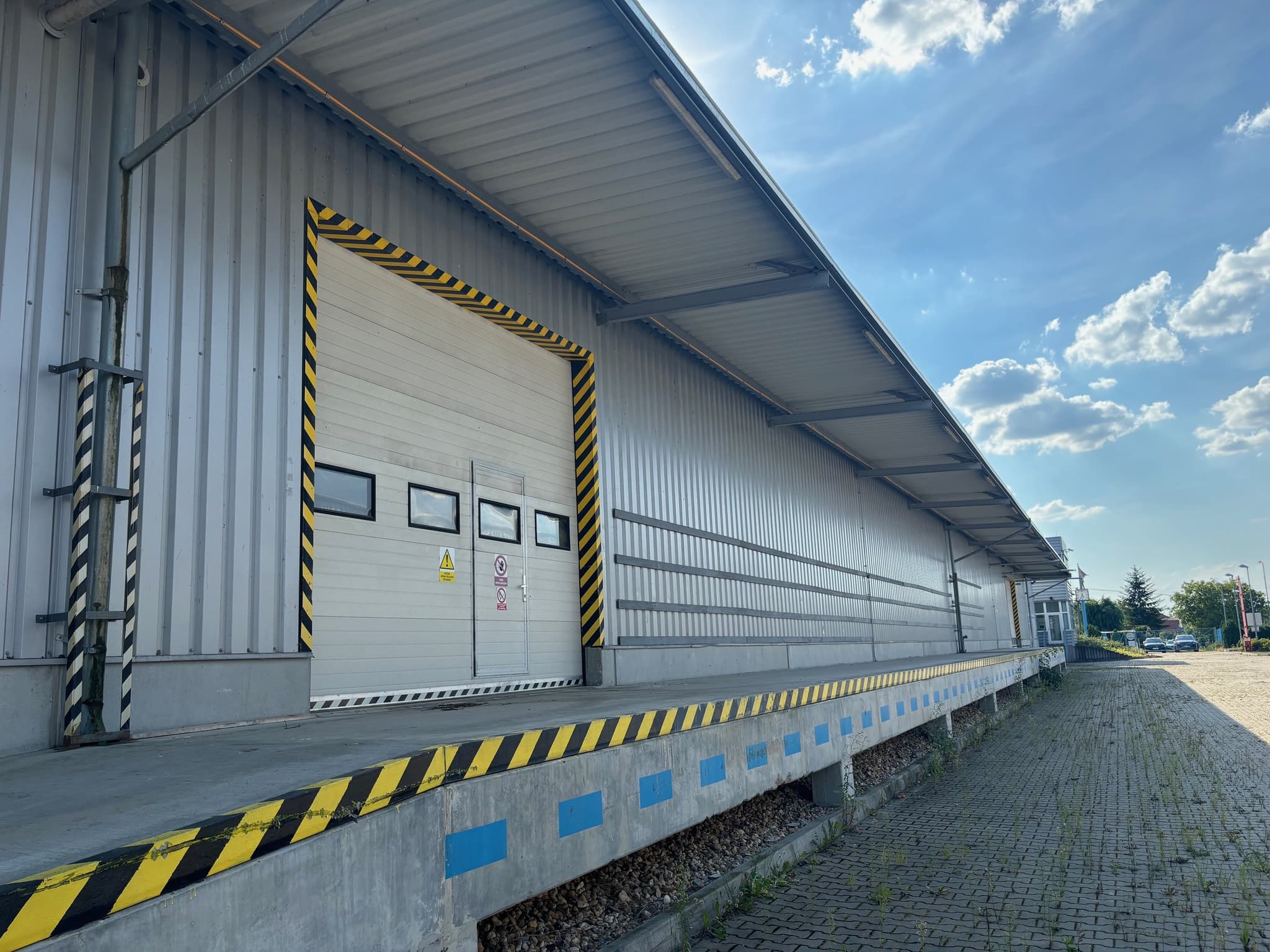 Industrial Park Lovčice - pronájem skladových a výrobních prostor