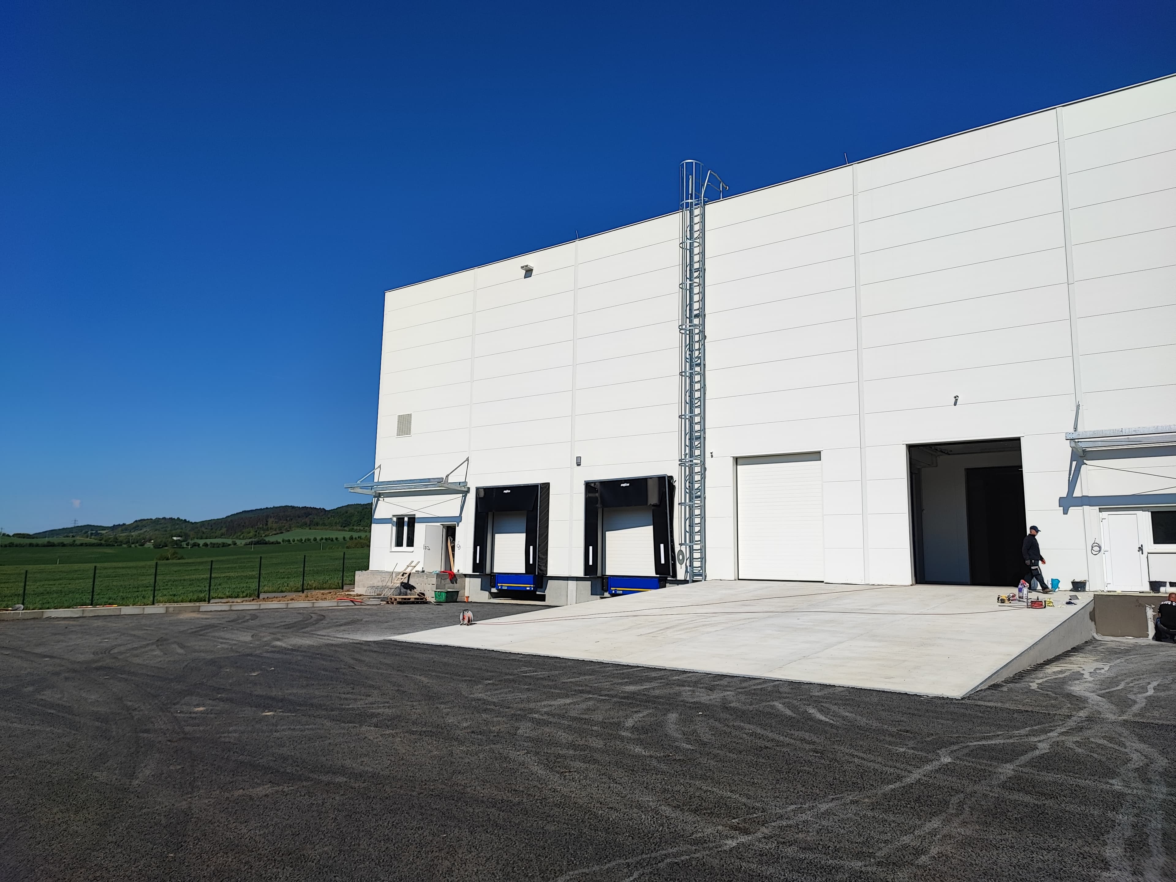 Průmyslová hala Zdice