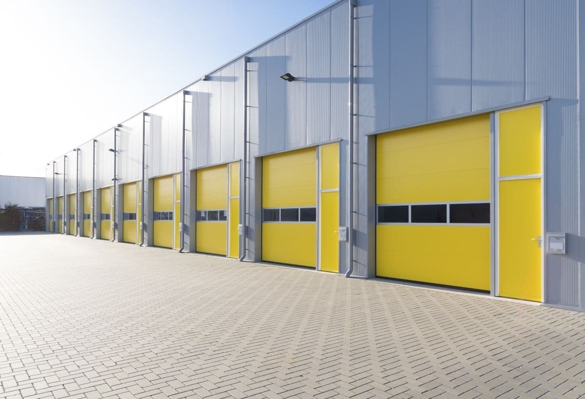 Pronájem skladu s logistickými službami lokalita - Říčany u Prahy D1.