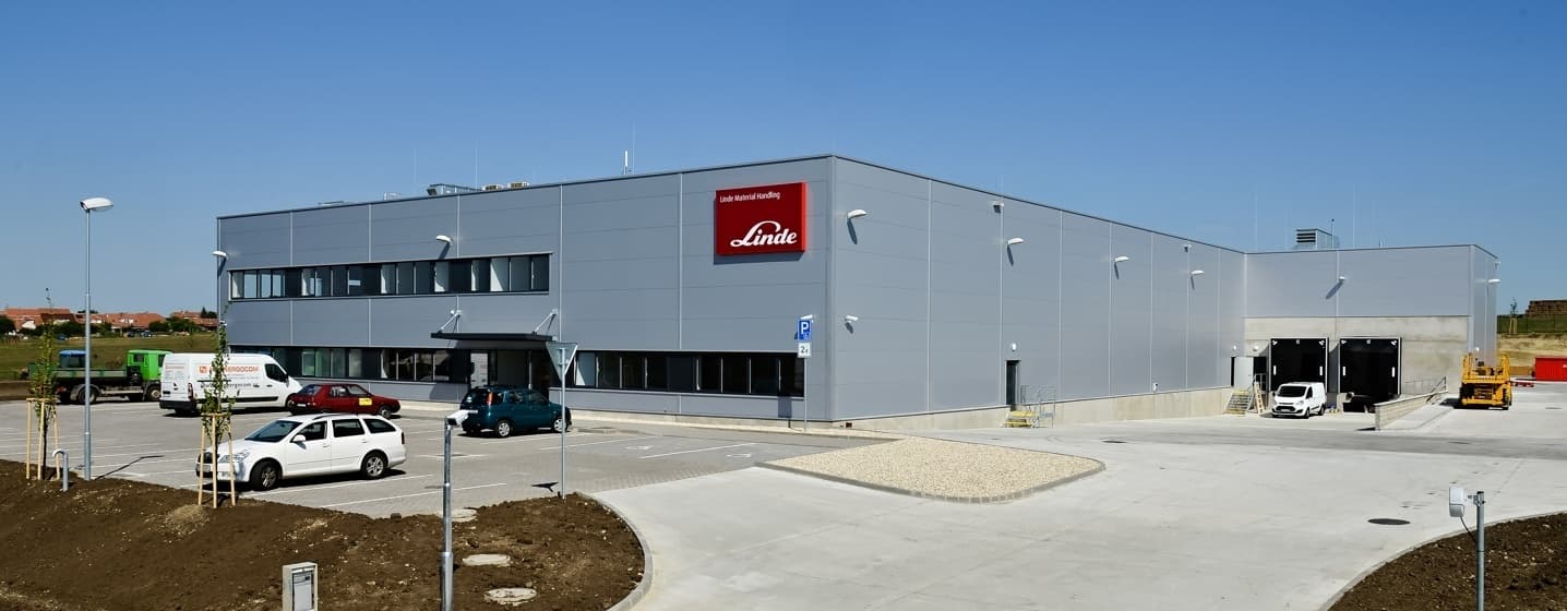 Pronájem skladových a výrobních prostor - Staňkov