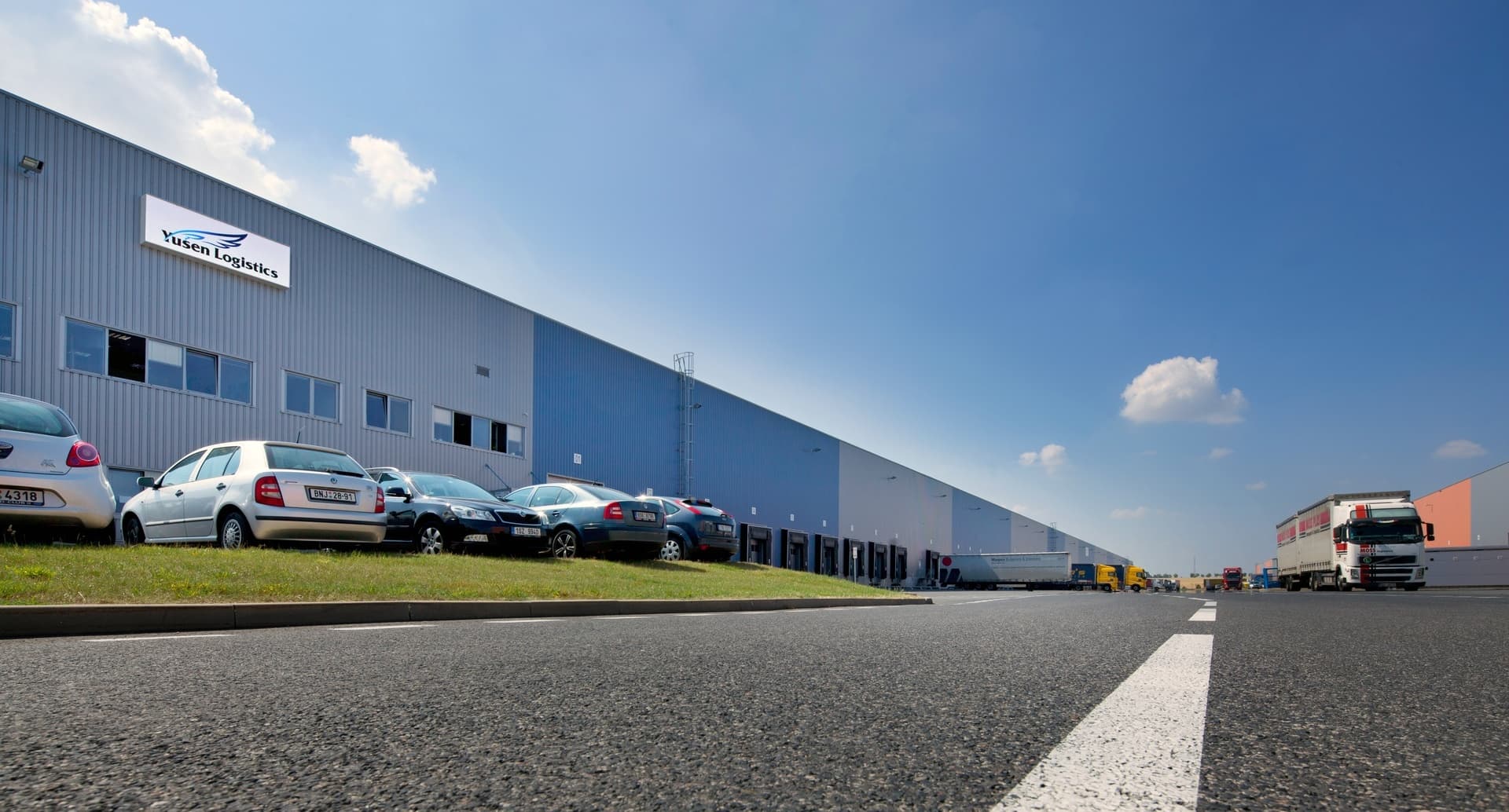 Logistické a skladové služby - lokalita Strančice (Praha východ)