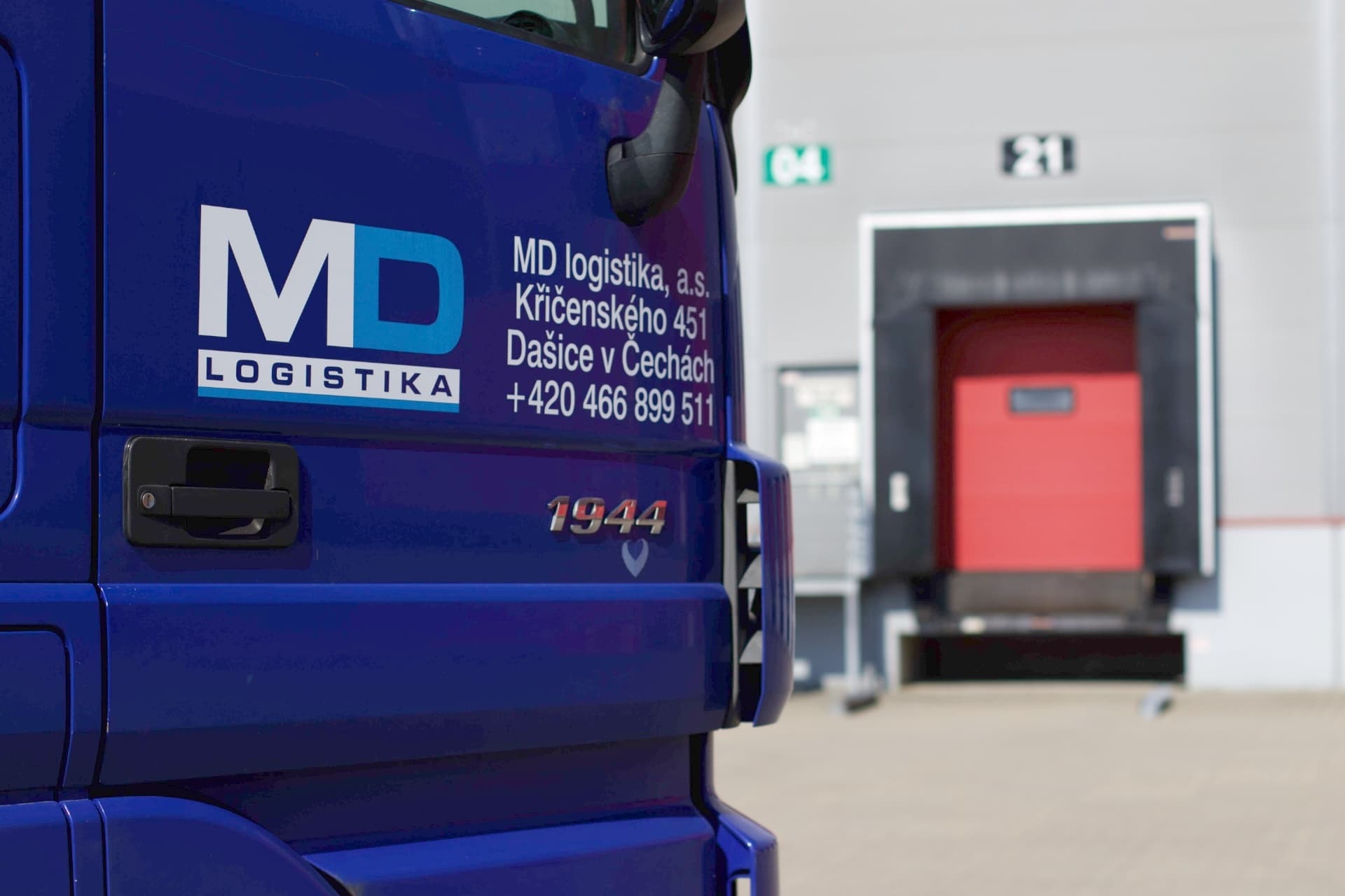 Logistická společnost nabízí své služby - Praha 9 Horní Počernice - D11.